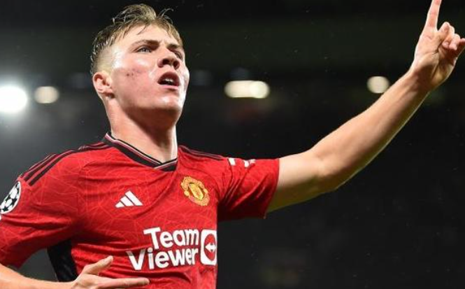 那不勒斯冬窗欲提前激活霍伊伦买断条款，曼联已表态同意