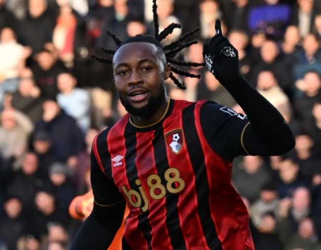 塞梅尼奥未来去向引关注：曼市双雄领跑，利物浦仍存兴趣