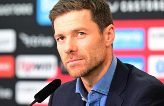 皇马解雇阿隆索：引援分歧成关键导火索