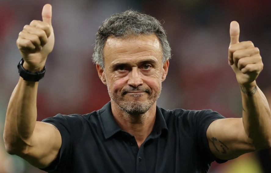 法甲赛前恩里克展望多线赛事：强调客场关键，赞舍瓦利耶入选，盼