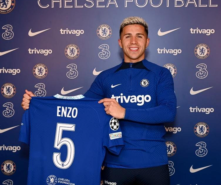 恩佐社媒分享归队动态，抒发重返国家队深切感慨